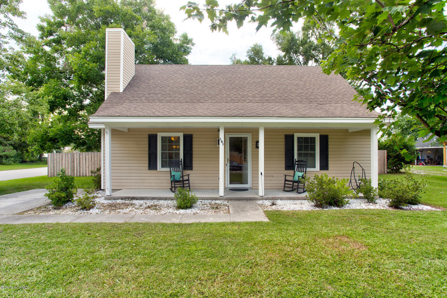 101 Ram Gate Road Castle Hayne, NC 28429 - Photo 1 of 27 101 Ram Gate Rd-large-001-020-Front of H