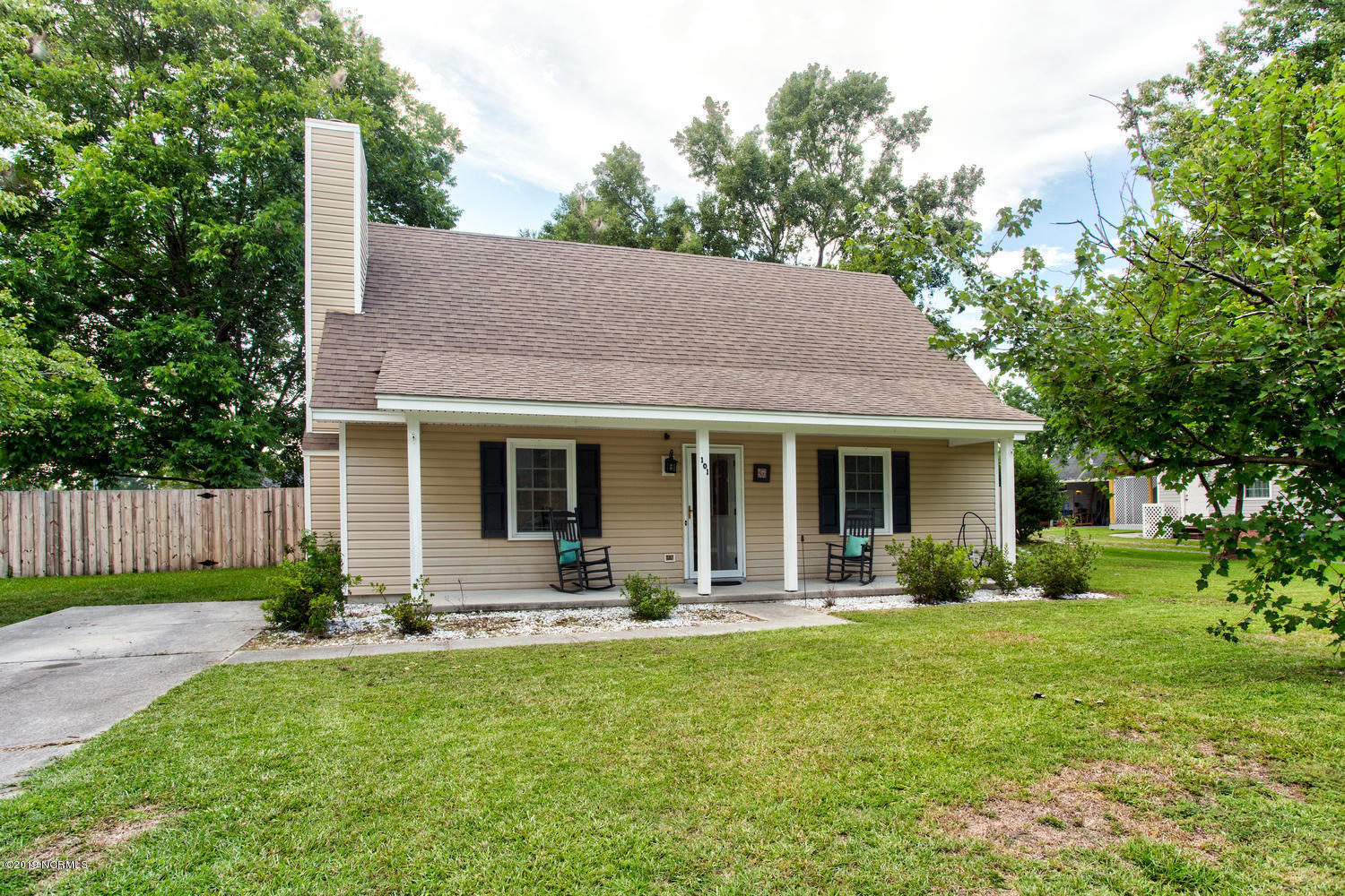 101 Ram Gate Road Castle Hayne, NC 28429 - Photo 2 of 27 101 Ram Gate Rd-large-002-006-Front of H