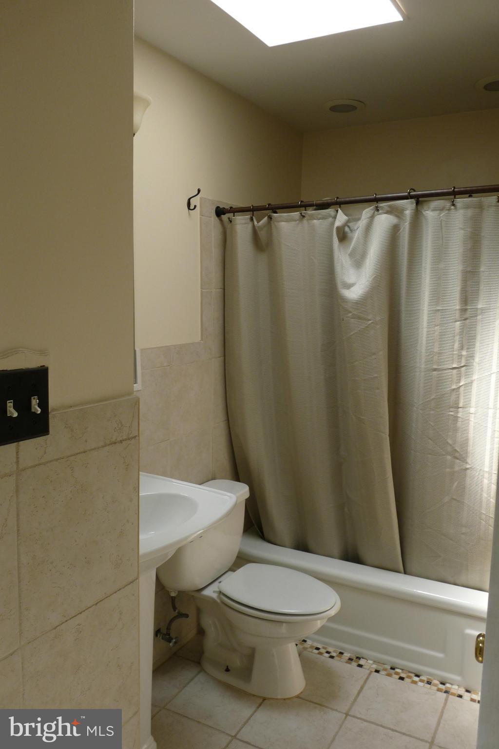 8310 Bon Air Road Baltimore, MD 21234 - Photo 10 of 13 Bath