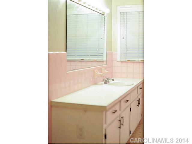 438 Plantation Road Rock Hill, SC 29732 - Photo 7 of 13 Gallery Image 7