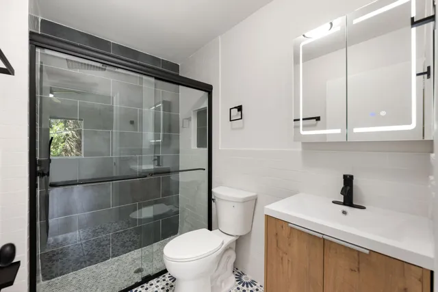 $2,395 | 5214 Stacy Street, Unit 22, West Palm Beach, FL 33417