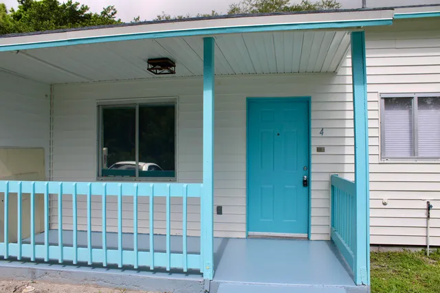 $2,395 | 5214 Stacy Street, Unit 22, West Palm Beach, FL 33417