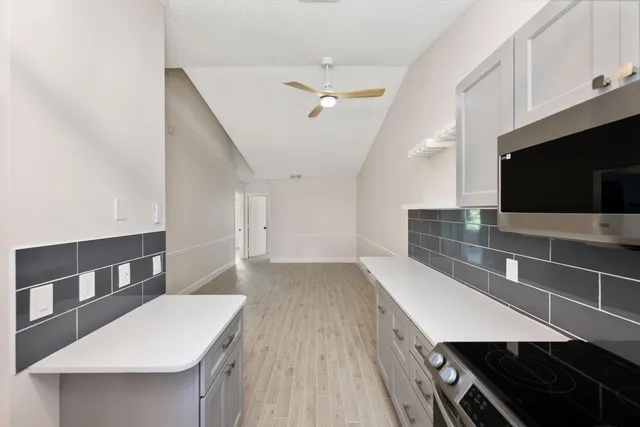 $2,395 | 5214 Stacy Street, Unit 22, West Palm Beach, FL 33417