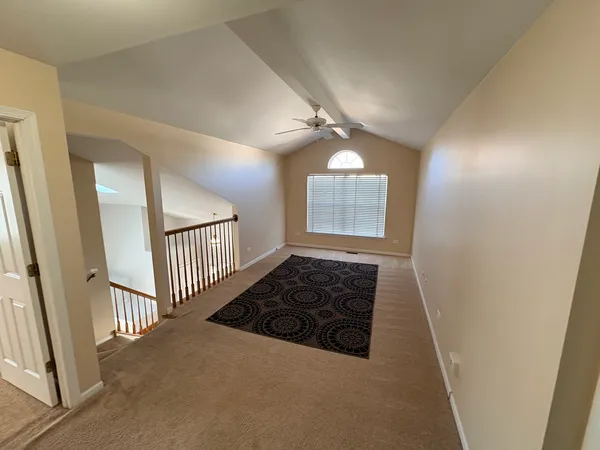 $2,300 | 647 Beaver Court, Unit 647, Naperville, IL 60563