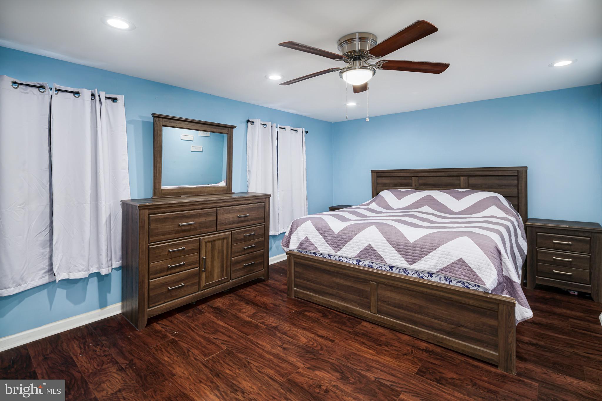 12230 Medford Road Philadelphia, PA 19154 - Photo 19 of 27 Gallery Image 19