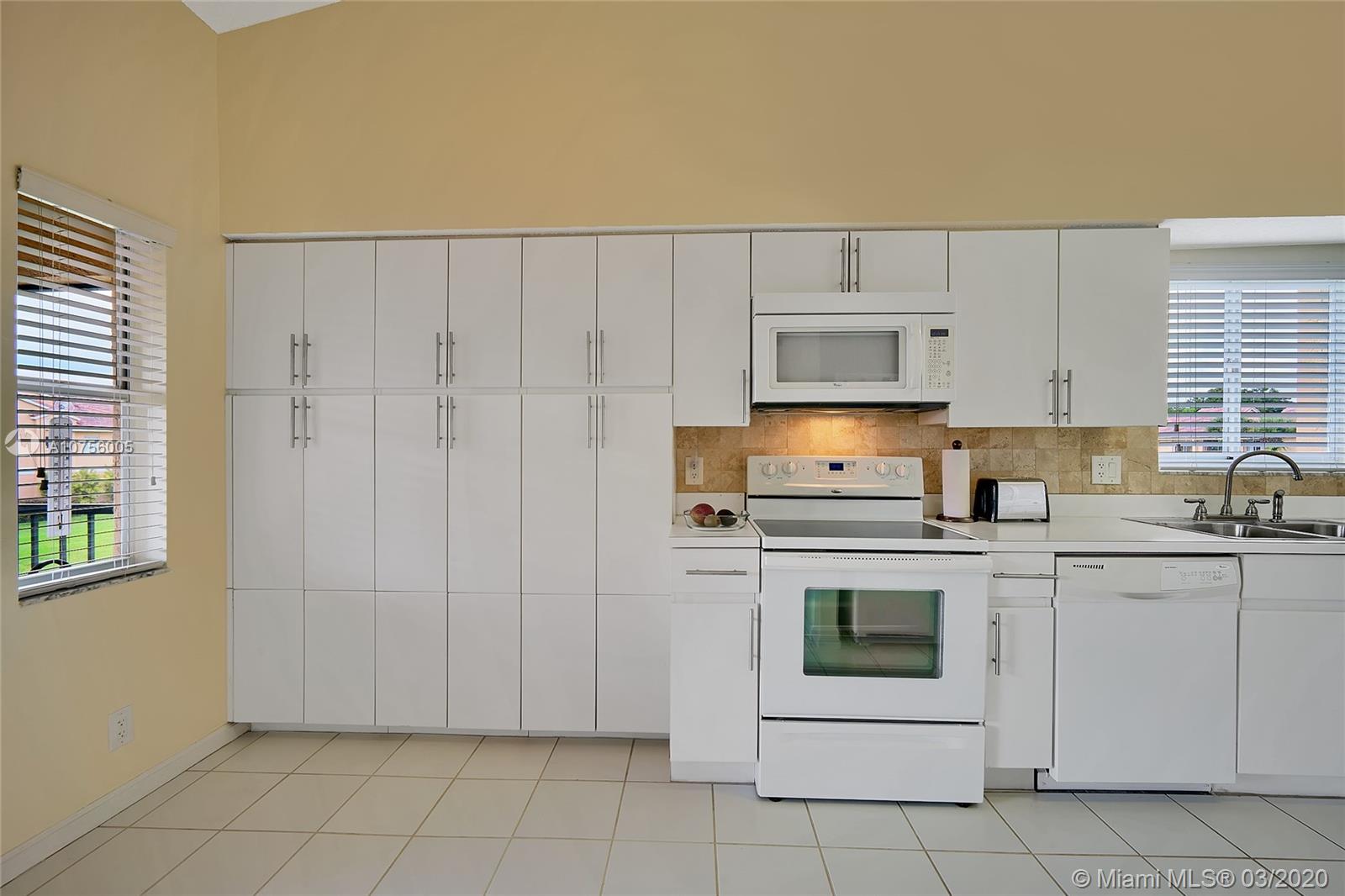 23085 Aqua View, Unit 8 Boca Raton, FL 33433 - Photo 13 of 47
