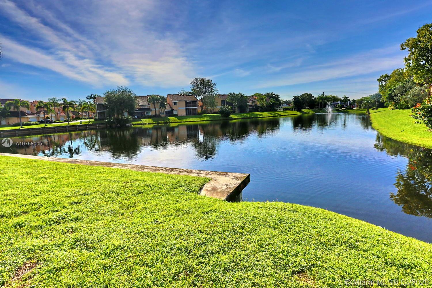 23085 Aqua View, Unit 8 Boca Raton, FL 33433 - Photo 3 of 47