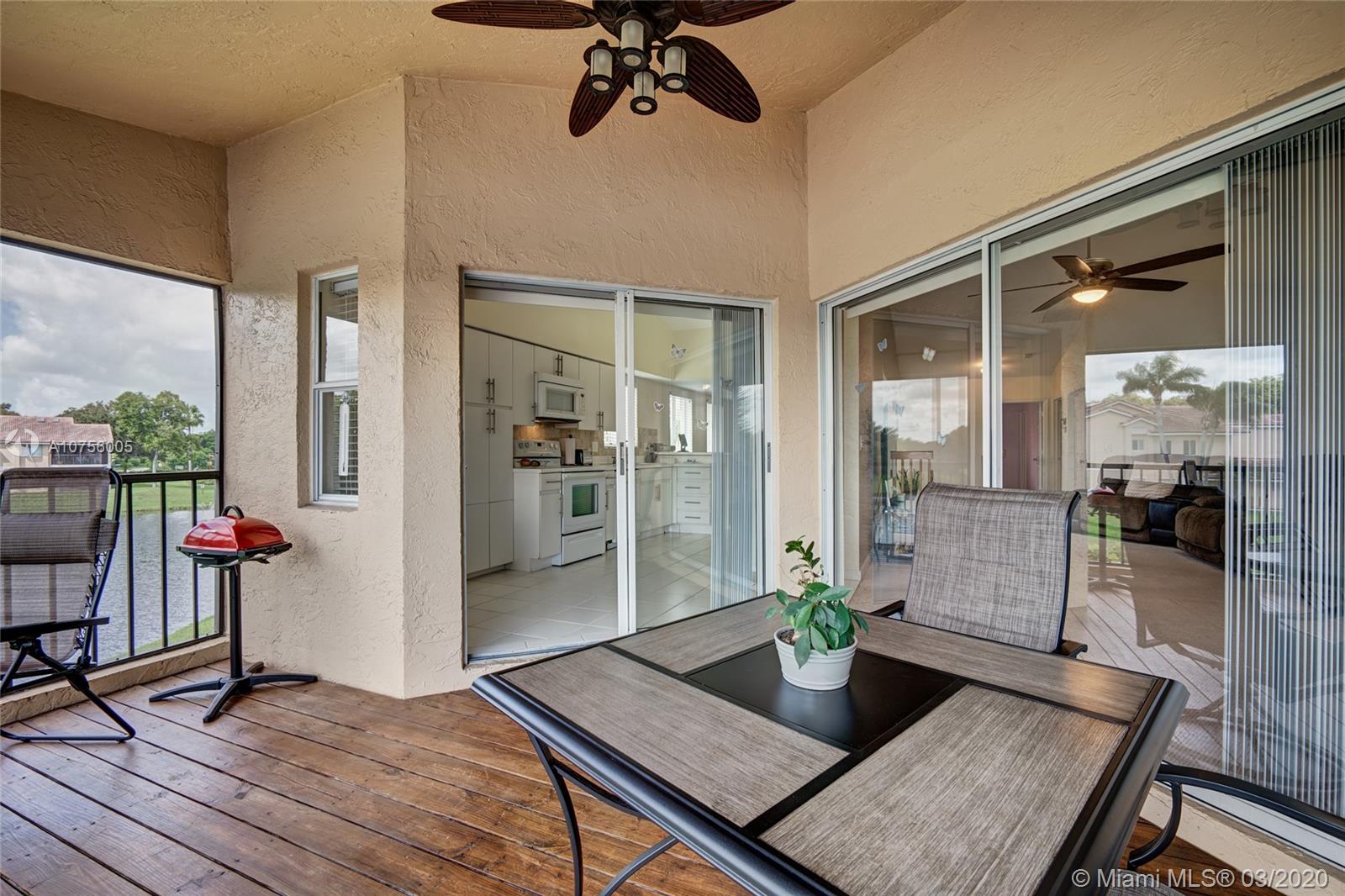 23085 Aqua View, Unit 8 Boca Raton, FL 33433 - Photo 6 of 47
