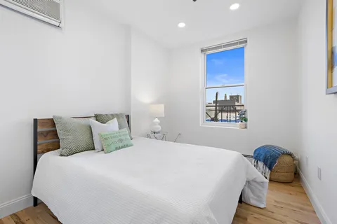$650,000 | 110 Washington Street, Unit 1, Hoboken, NJ 07030