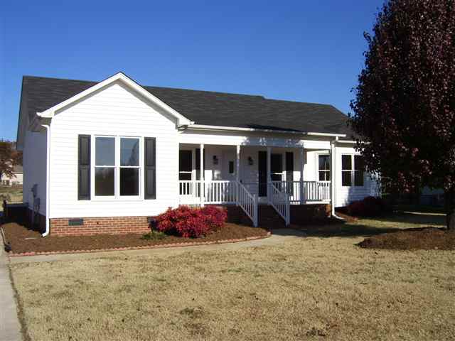 801 Fairview Road Greer, SC 29651 - Photo 1 of 9