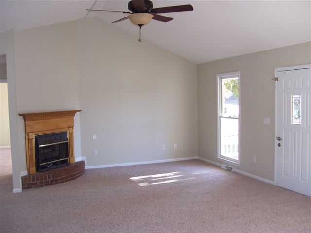 801 Fairview Road Greer, SC 29651 - Photo 5 of 9
