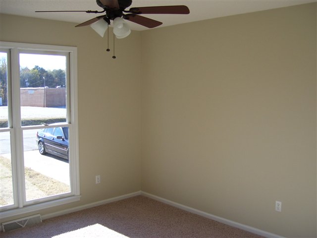 801 Fairview Road Greer, SC 29651 - Photo 6 of 9