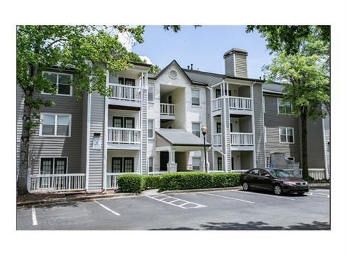 100 Dunwoody Gables Drive, Unit 2D103 Dunwoody, GA 30338 - Photo 14 of 28