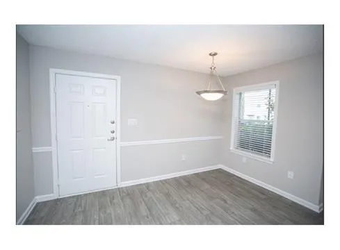 $1,660 | 100 Dunwoody Gables Drive, Unit 2D111, Dunwoody, GA 30338