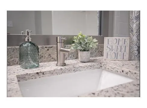 $1,660 | 100 Dunwoody Gables Drive, Unit 2D111, Dunwoody, GA 30338