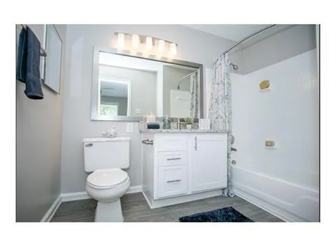 $1,637 | 100 Dunwoody Gables Drive, Unit 2D103, Dunwoody, GA 30338