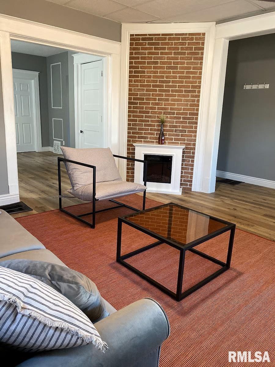 615 South English Avenue Springfield, IL 62704 - Photo 8 of 25