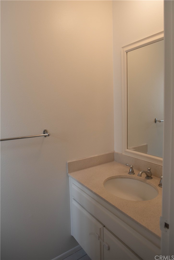 2305 Rockefeller Lane, Unit B Redondo Beach, CA 90278 - Photo 31 of 32