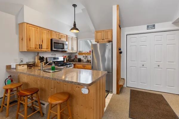 $499,000 | 329 Village Circle, Unit V8, Killington, VT 05751
