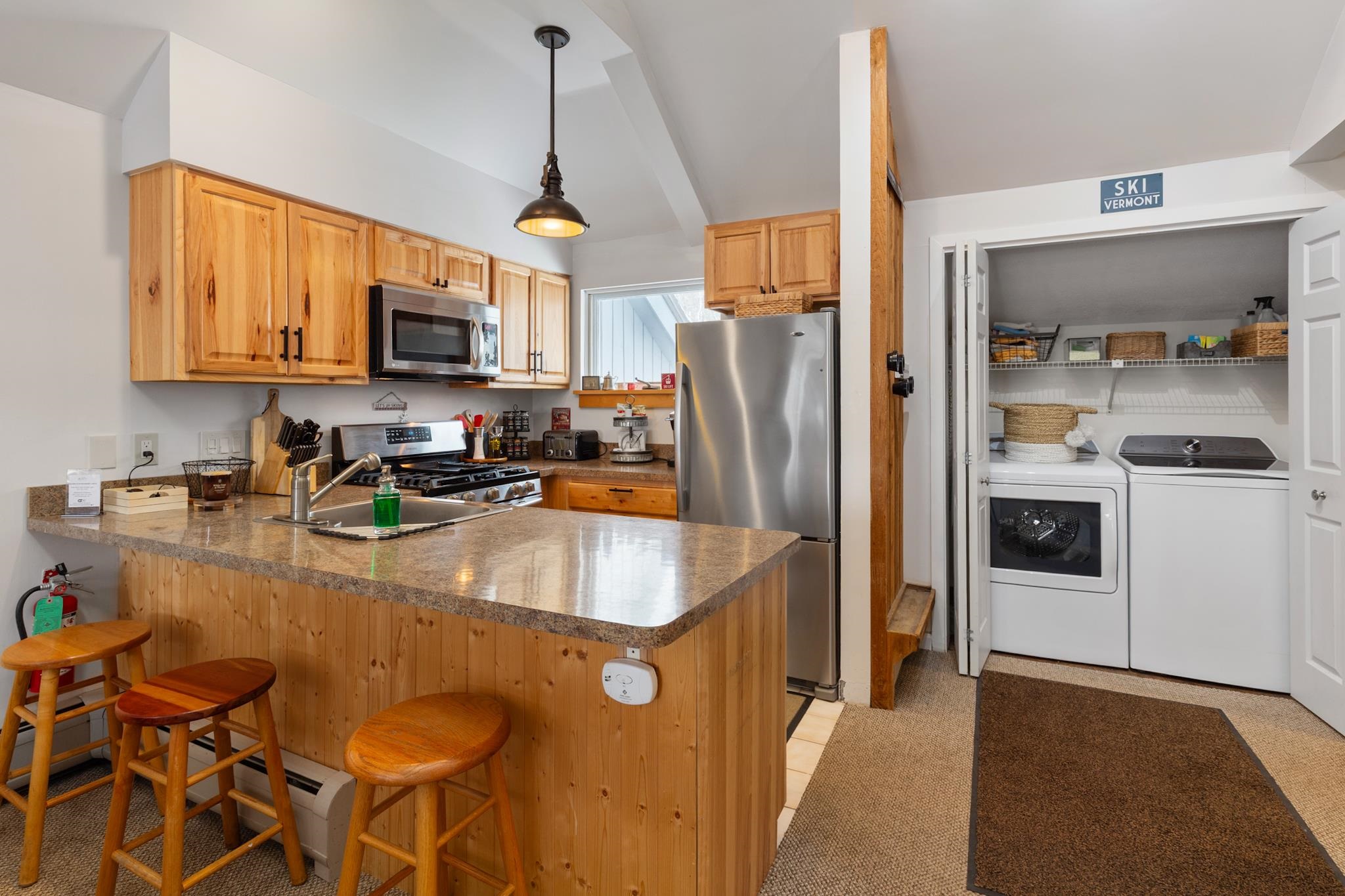 329 Village Circle, Unit V8 Killington, VT 05751 - Photo 13 of 60