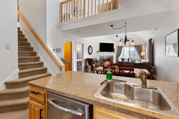 $499,000 | 329 Village Circle, Unit V8, Killington, VT 05751