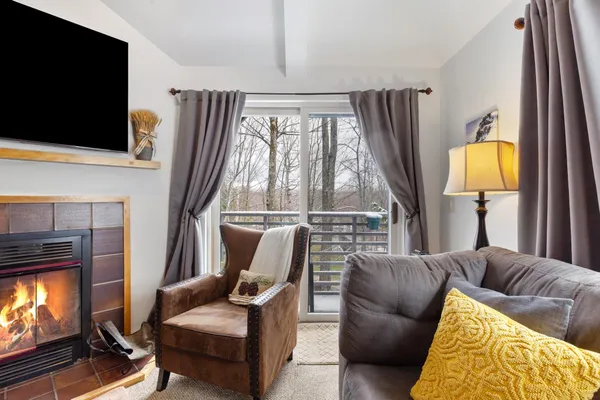 $499,000 | 329 Village Circle, Unit V8, Killington, VT 05751