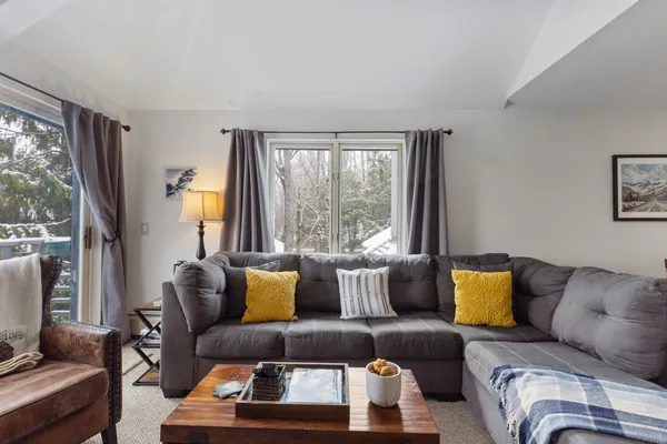 $499,000 | 329 Village Circle, Unit V8, Killington, VT 05751