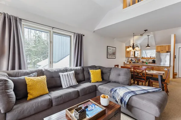 $499,000 | 329 Village Circle, Unit V8, Killington, VT 05751