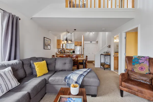 $499,000 | 329 Village Circle, Unit V8, Killington, VT 05751
