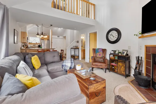 $499,000 | 329 Village Circle, Unit V8, Killington, VT 05751