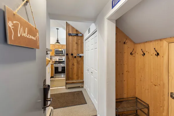$499,000 | 329 Village Circle, Unit V8, Killington, VT 05751