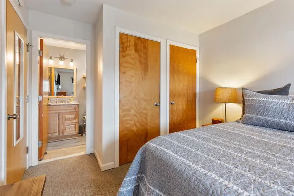 $499,000 | 329 Village Circle, Unit V8, Killington, VT 05751