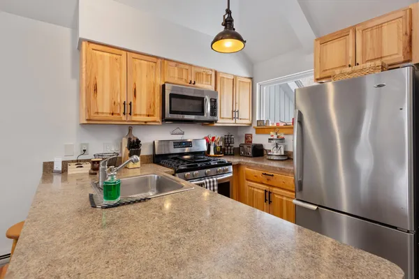 $499,000 | 329 Village Circle, Unit V8, Killington, VT 05751