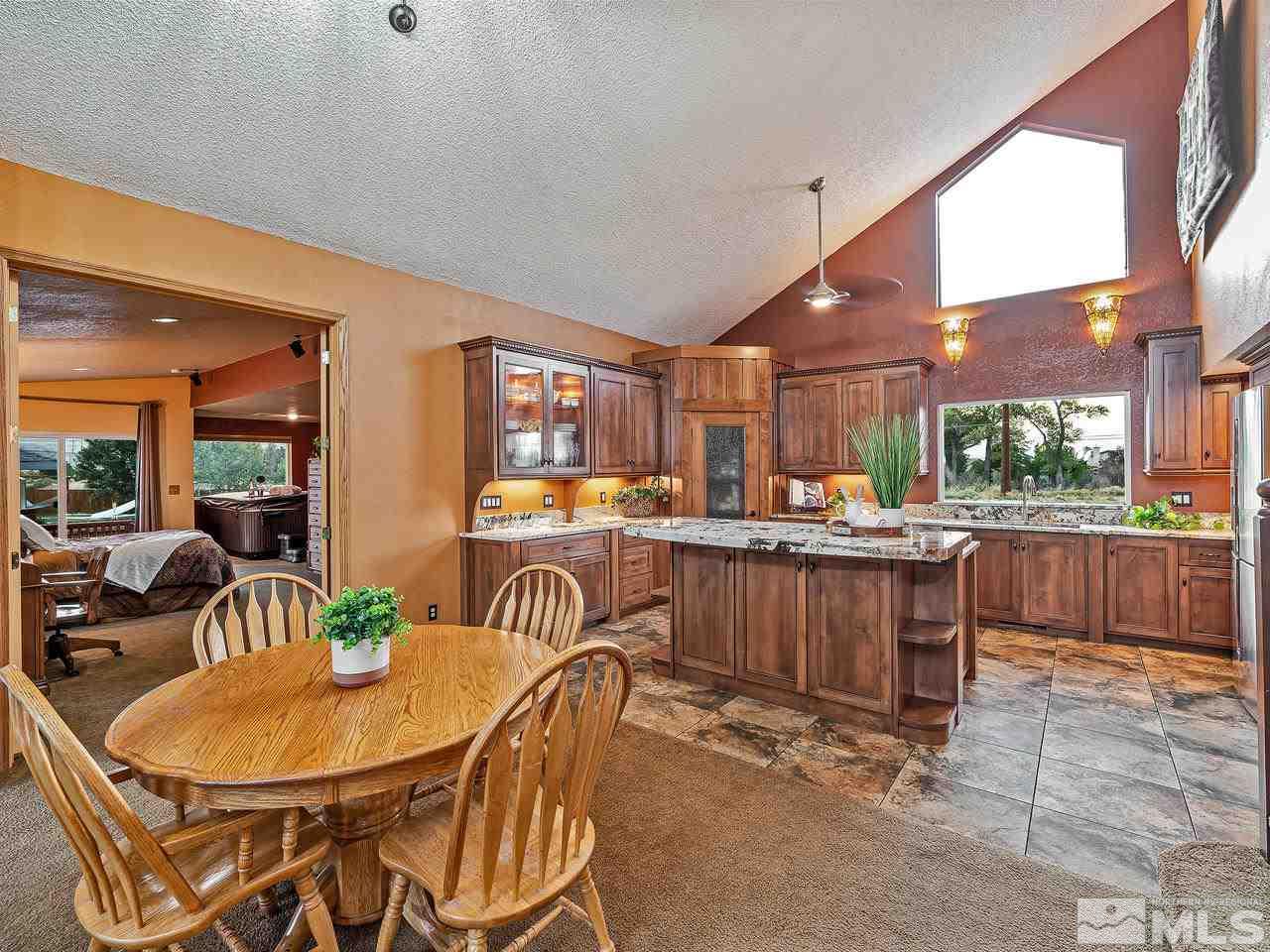 45 Riata Court Reno, NV 89521 - Photo 5 of 31 Photo 5
