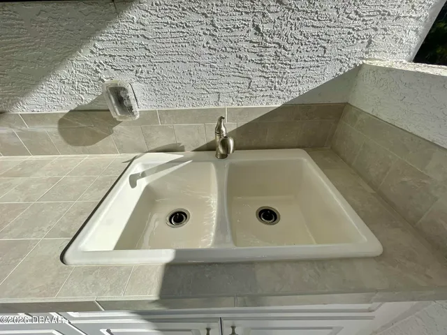 $4,000 | 437 Aquamarine Way, Daytona Beach, FL 32124