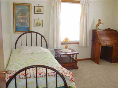 4334 Richfield Road Flint, MI 48506 - Photo 6 of 10 20196388-5.JPG