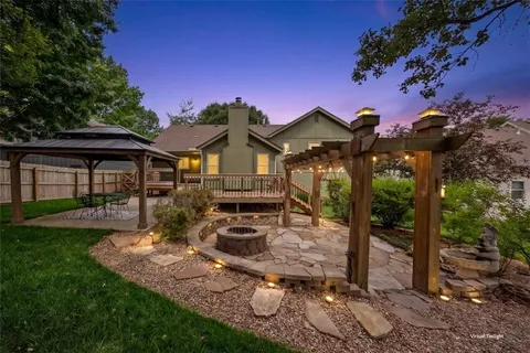 $399,900 | 1327 Northeast Depot Drive, Lee's Summit, MO 64086