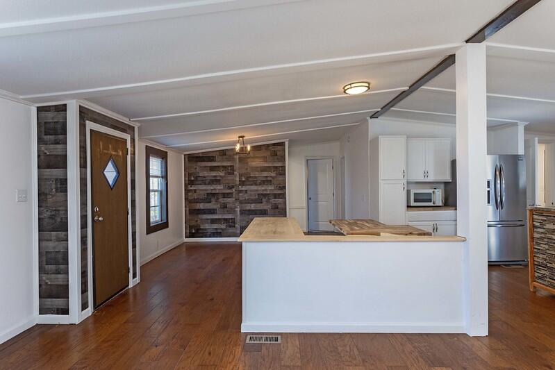 879 Keith Valley Road Southeast Cleveland, TN 37323 - Photo 12 of 52 k10