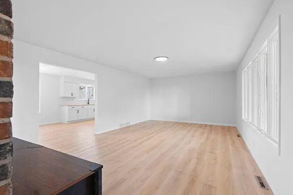 $430,000 | W602 County Road East, Cecil, WI 54111