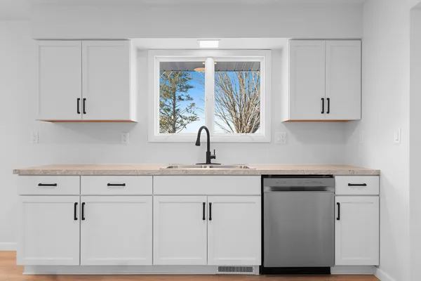 $430,000 | W602 County Road East, Cecil, WI 54111