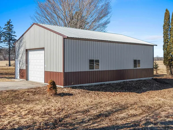 $430,000 | W602 County Road East, Cecil, WI 54111