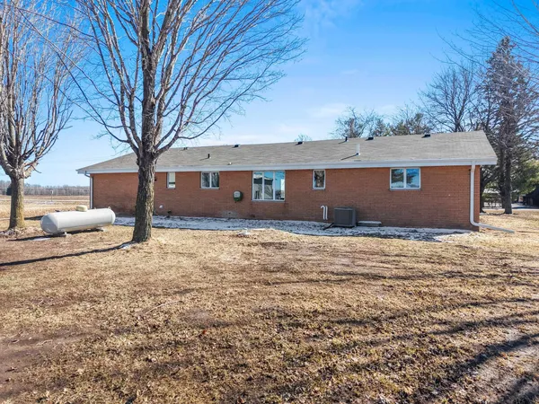 $430,000 | W602 County Road East, Cecil, WI 54111