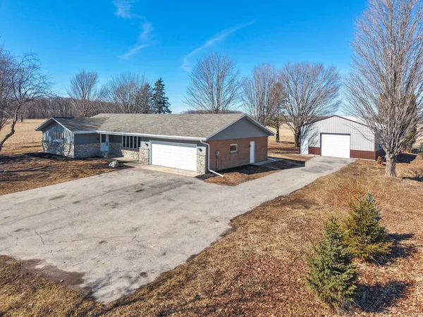 $430,000 | W602 County Road East, Cecil, WI 54111