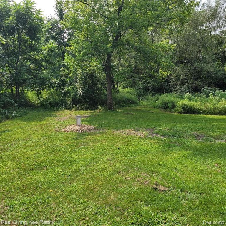 1866 Peppermill Road Lapeer, MI 48446 - Photo 30 of 33