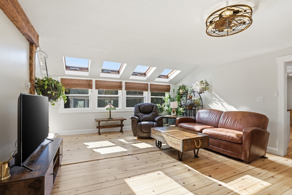 25 Pepperell Road Brookline, NH 03033 - Photo 6 of 42