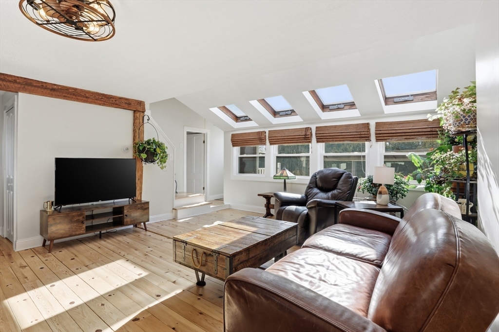 25 Pepperell Road Brookline, NH 03033 - Photo 7 of 42