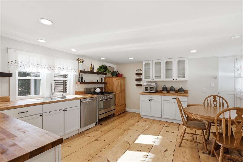 25 Pepperell Road Brookline, NH 03033 - Photo 10 of 42