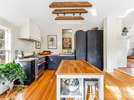 $699,000 | 4 Duke Street, Asheville, NC 28803