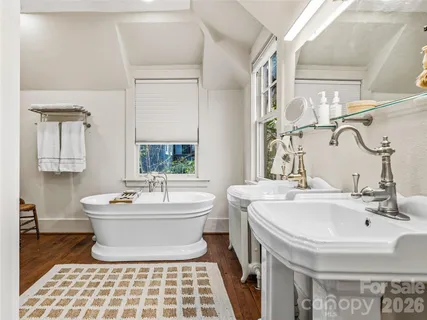 $699,000 | 4 Duke Street, Asheville, NC 28803