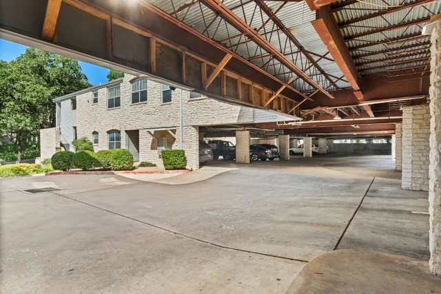 $1,850 | 2520 Quarry Road, Unit 104, Austin, TX 78703